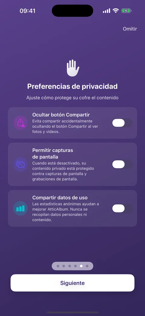 Pantalla de configuración de privacidad de AtticAlbum con opciones para compartir, capturas de pantalla y datos de uso